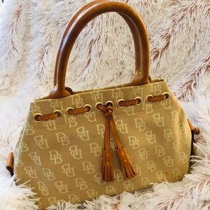 Dooney & Bourke purse